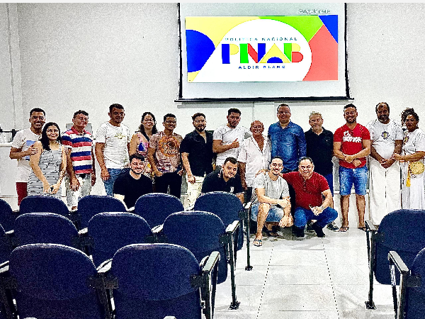 Secretaria de Cultura Realiza Encontro com Agentes Culturais para apresentação do PAAR referente ao PNAB